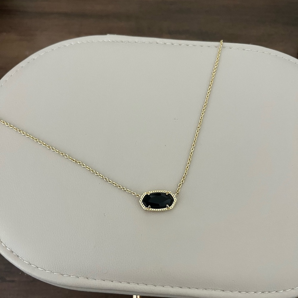 Kendra Scott Gold Chain Necklace with Black Oval Stone Pendant